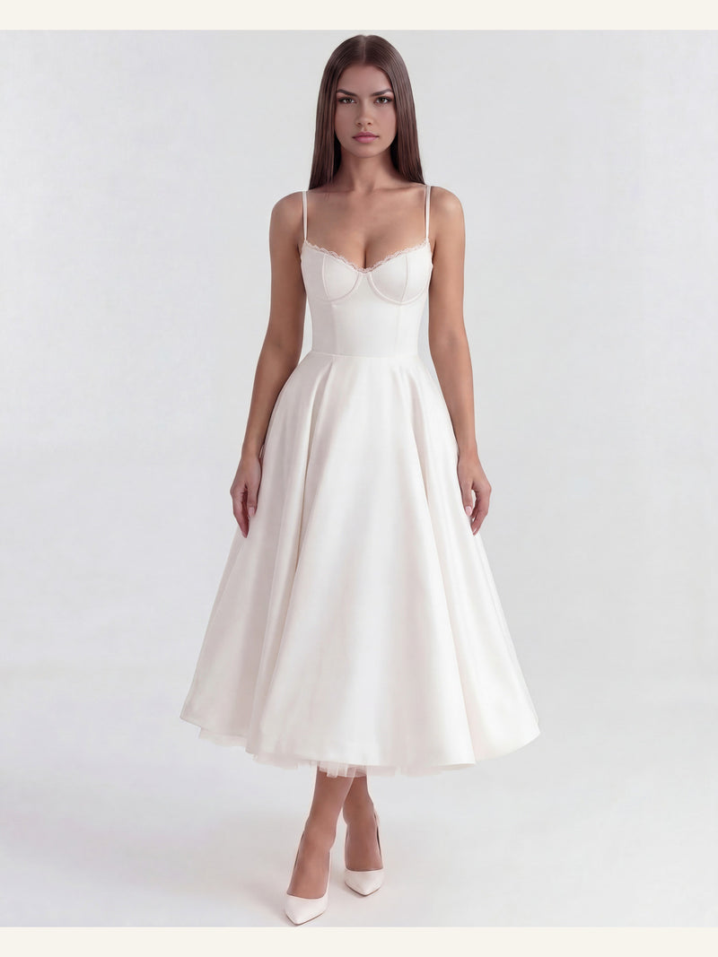 Selene | Elegant midikjole i satin