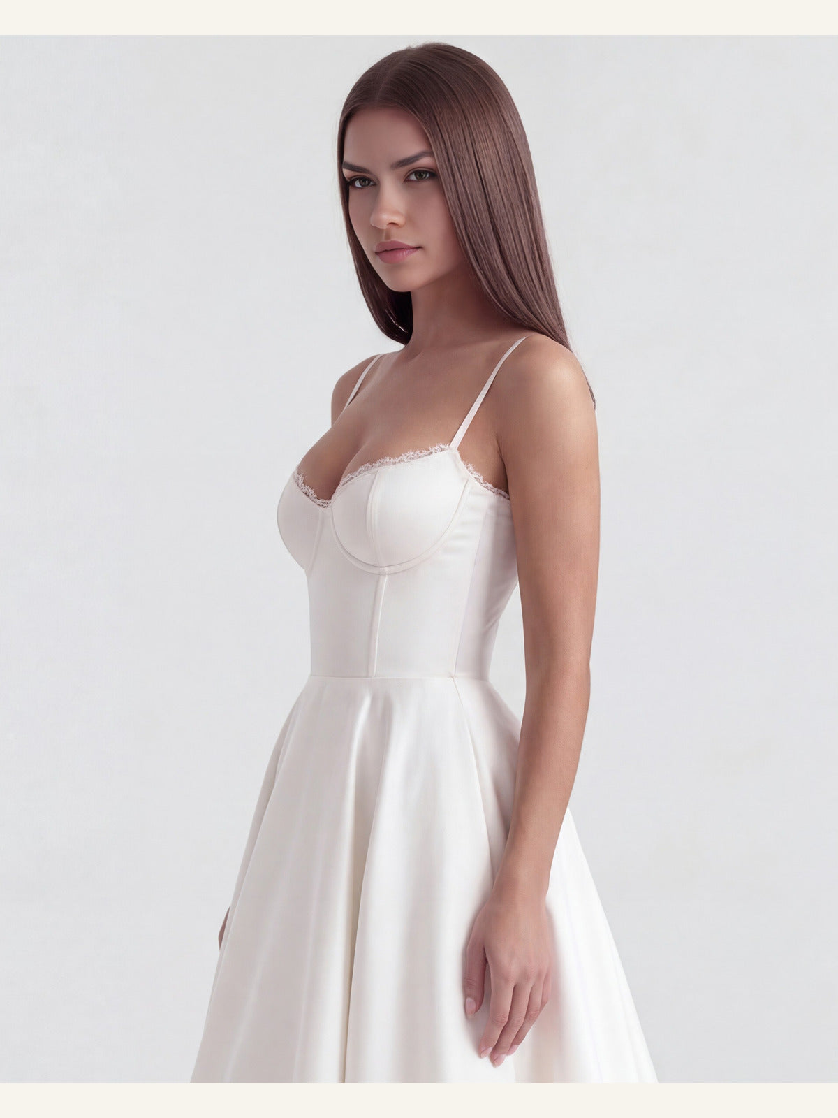 Selene | Elegant midikjole i satin